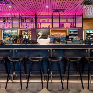 Hotel Moxy Stratford, London